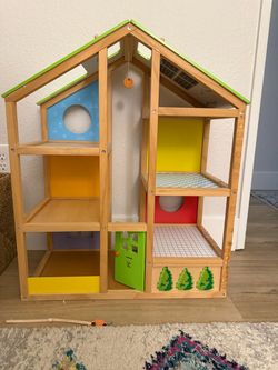Hape All Season Dollhouse + Furniture