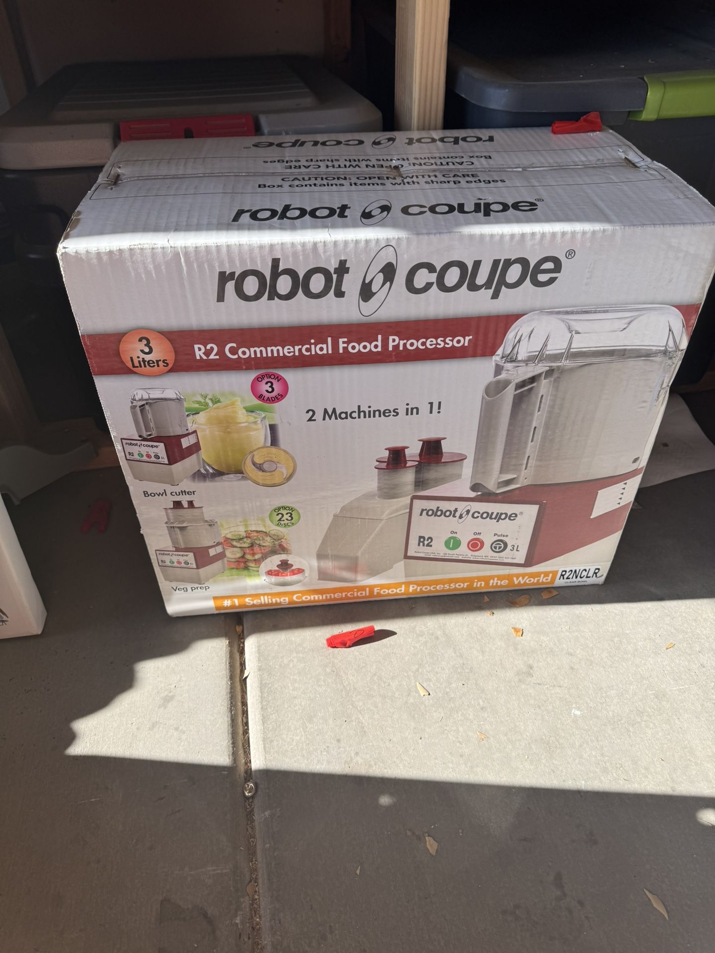 Robot coupe Brand New In Box
