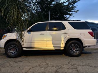 2003 Toyota sequoia limited 2wd