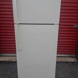 Biege GE Fridge Top Freezer