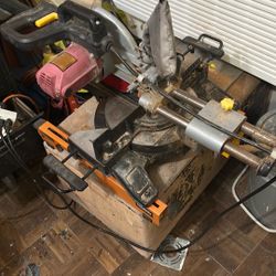 Sliding Miter Saw 
