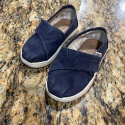 Toddler toms Shoe 7c