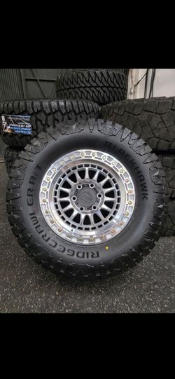 17" LOCK Mojave rims w/ 33" RT tires