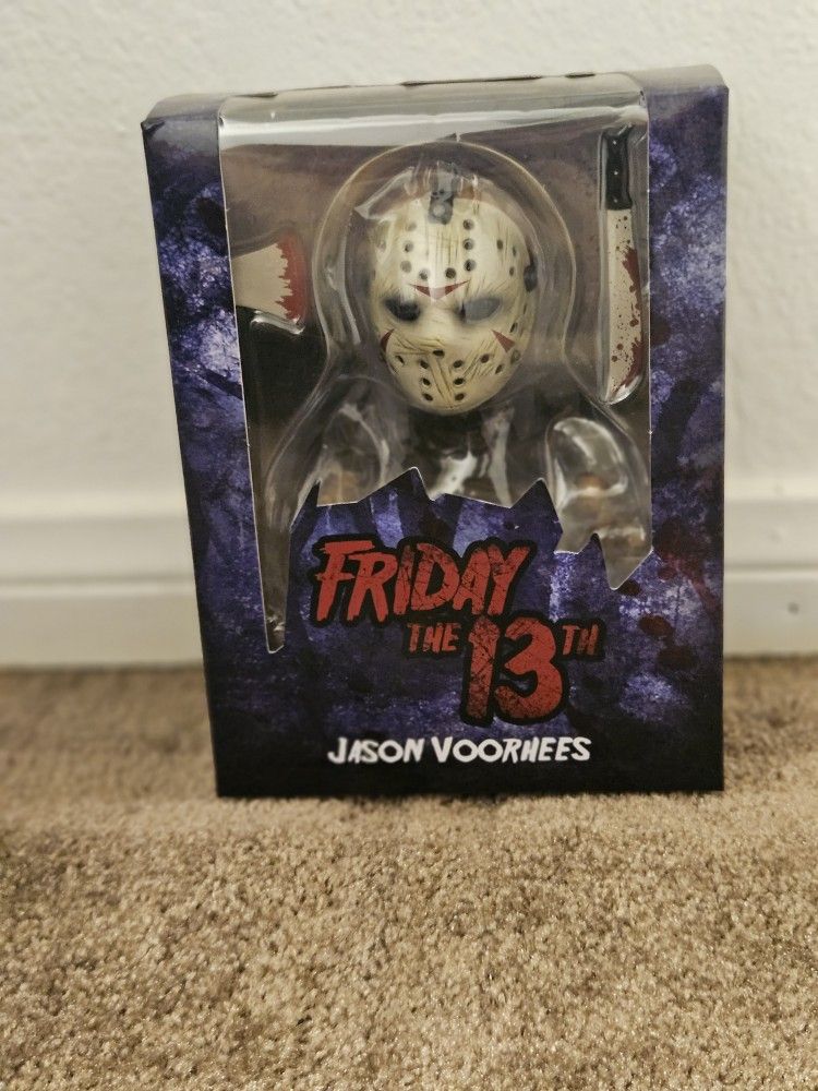 Mezco Toyz Friday The 13th Jason Voorhees Deluxe Stylized Figure