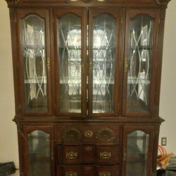 Dining Room Table Setting For Six A Glass China Cabinet To Match The Table Of 6 I China Cabinet