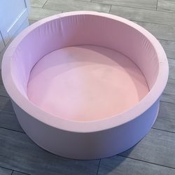 Baby Ball Pit with balls