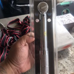 Torque Wrench 