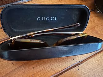 Gucci GG 3208/S Sunglasses | Tortoise Shell Italian Acetate