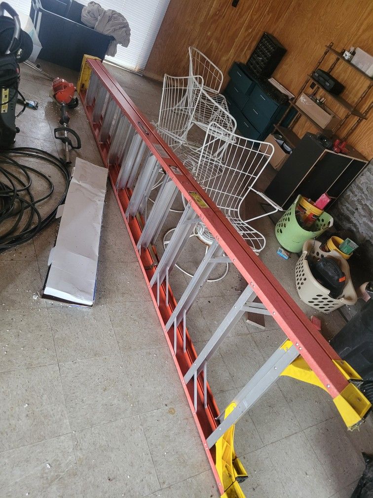 12 Foot Step Ladder