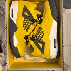 Jordan 4 Retro Lighting Size 9