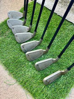 Callaway Big Bertha Full X-12 Premium Starter Iron Set (3-PW, Graphite Regular Flex, 8 Clubs)
