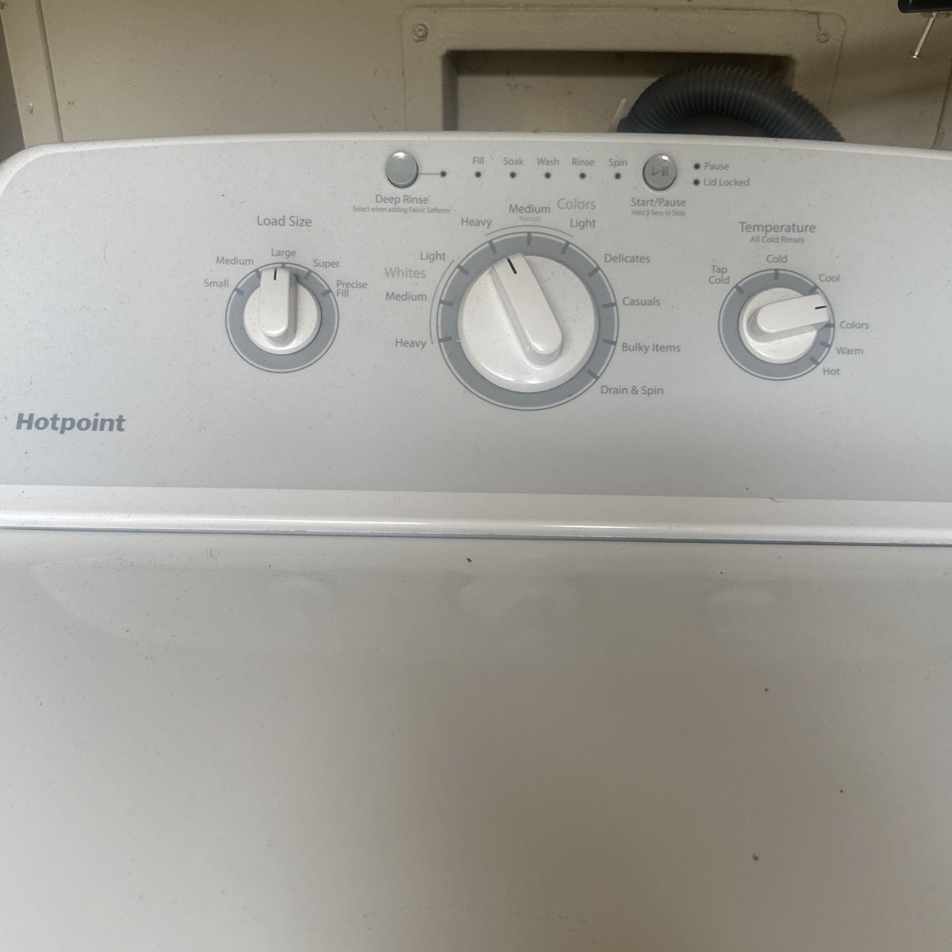 Whirlpool Washer And Dryer Set. 