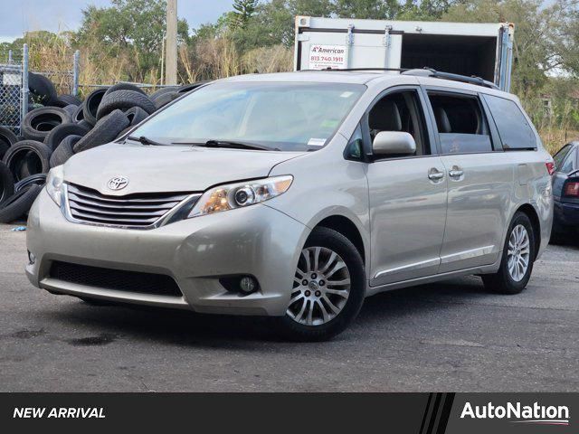 2016 Toyota Sienna