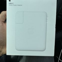 140 W Power Adapter 