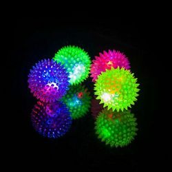 LED Light-up Spike Balls Elastic LED Rubber balls for Pets Dog and Cat Toys 12