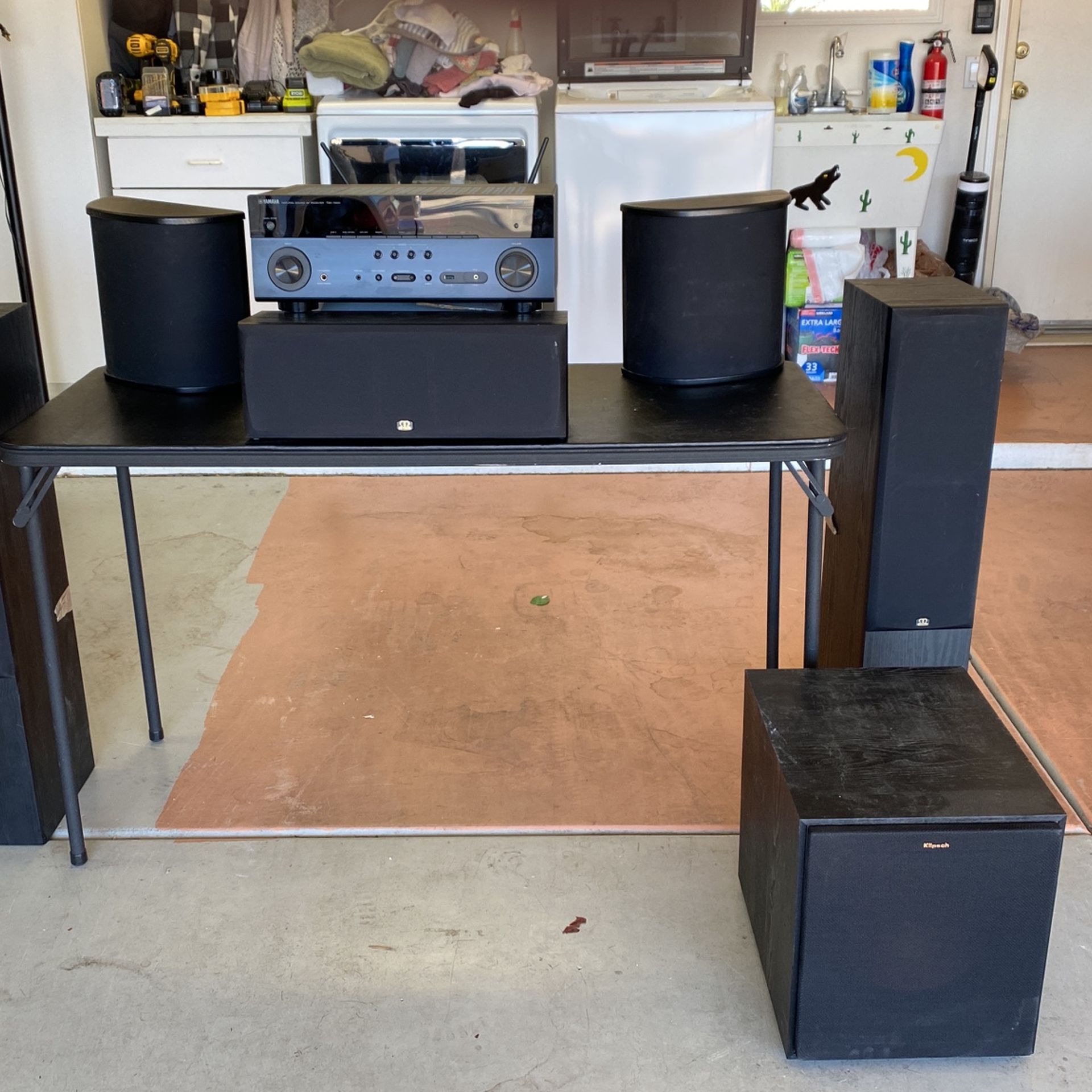 Surround Sound Yamaha ,Klipsch Sub TSR 7850 And M Audio Speakers for