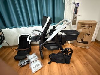 Momcozy ChangeGo (2 of Everything) Best Deal Ever! Retails Over $1400 (Grants,NM->Sylmar,CA)