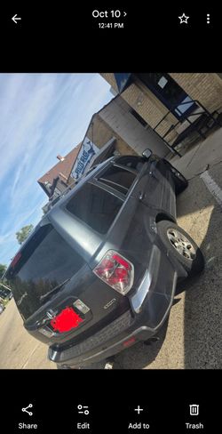 Honda 4WD SUV Dark Gray