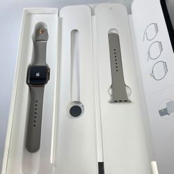 Apple Watch Series 4 40MM STAINLESS STEEL Excellent Condition!!!!