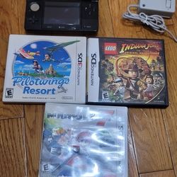 Nintendo 3DS with 3 Games