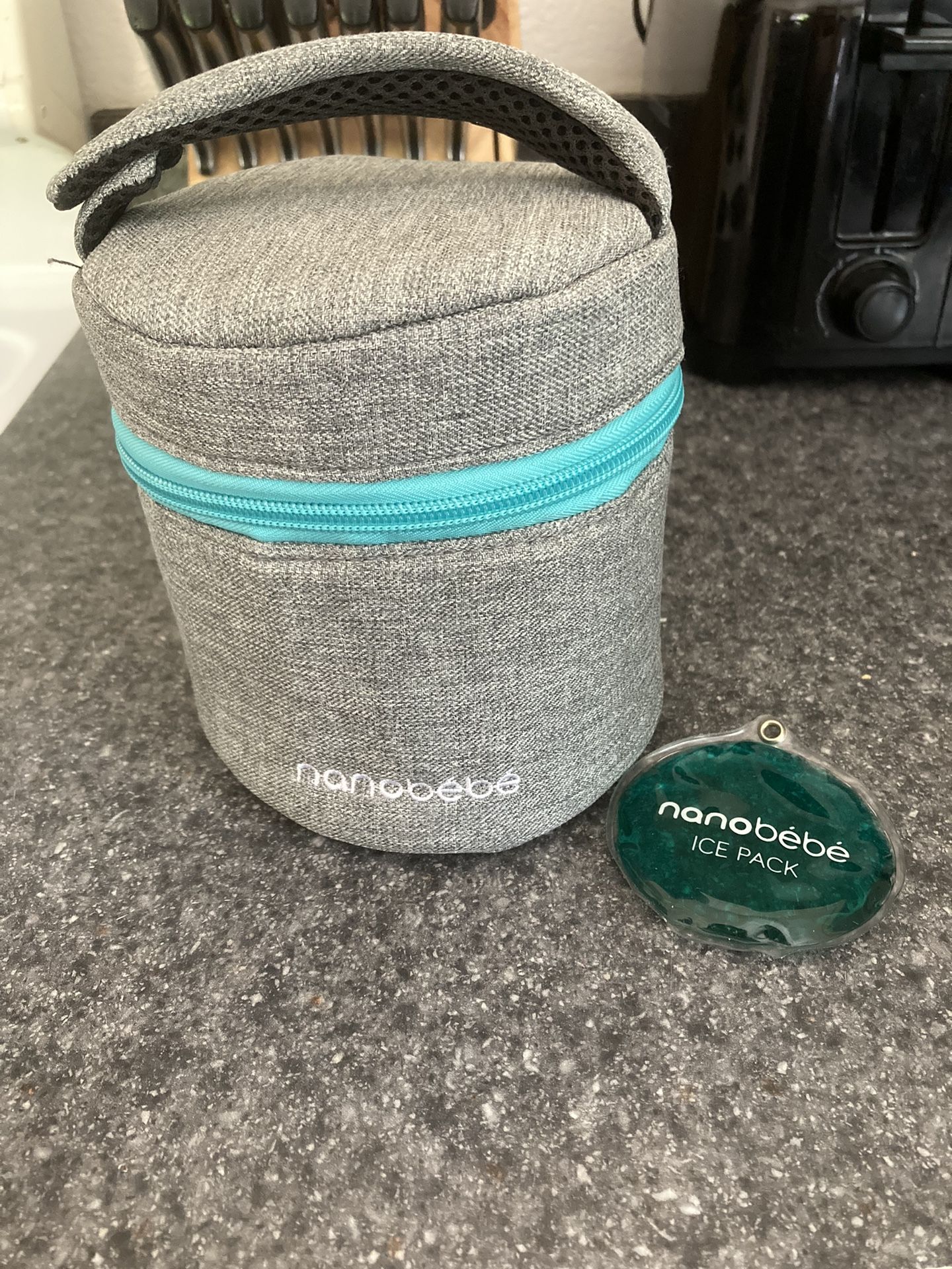 Nanobebe Milk Travel Size Cooler