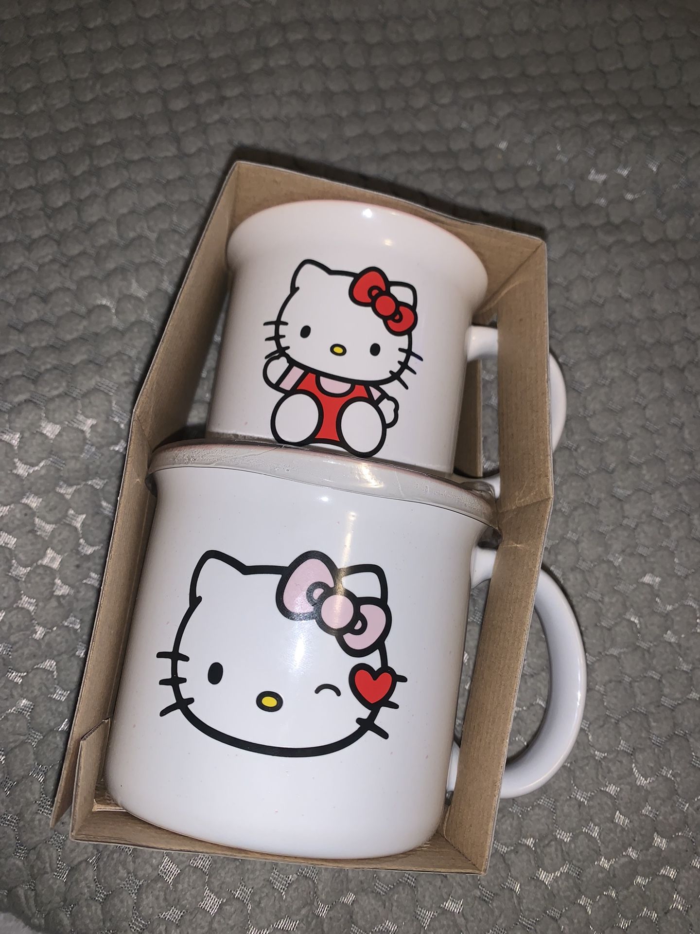 Hello Kitty Mom/daughter Set 