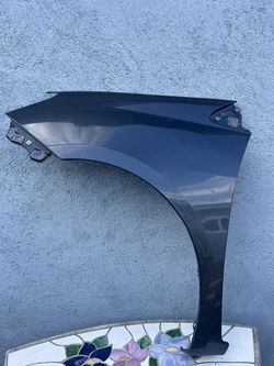 2006 Toyota Sienna Driver’s Side Fender