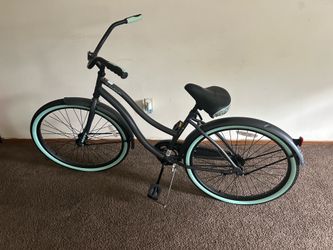 Huffy Cranbrook Cruiser Bike