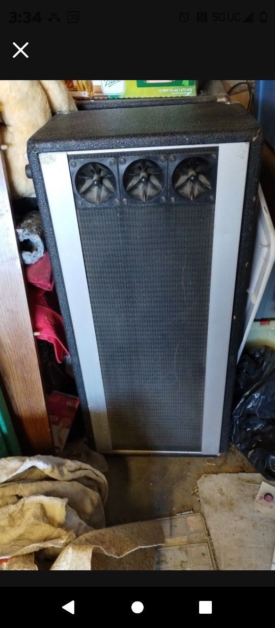 Empty Speaker Boxes 2 For $20