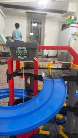 Motorized Parking Garage Toy Playset