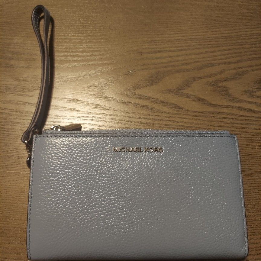 Michael Kors Wristlet Wallet