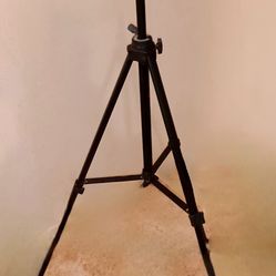 Proffession Tri-Pod Tundra Video Ultima 4