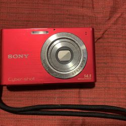 Sony Cyber-Shot DSC-W330 Carl Zeiss Vario Tessar Lens