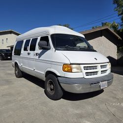 1999 Dodge Ram Van