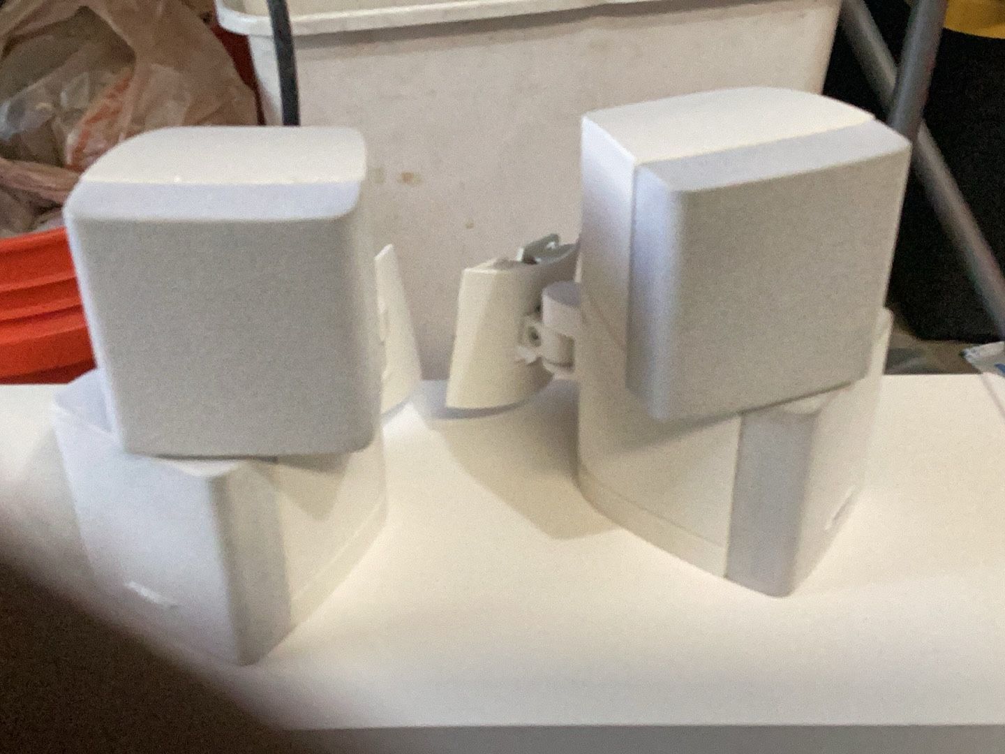 BOSE ACOUSTIMASS 5 III (2)Cube Speakers And Sub