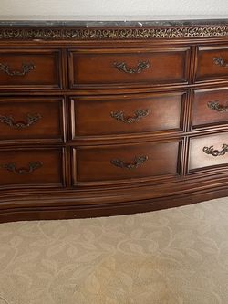 Marble dresser Must Go