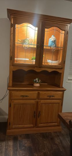 Curio Cabinate