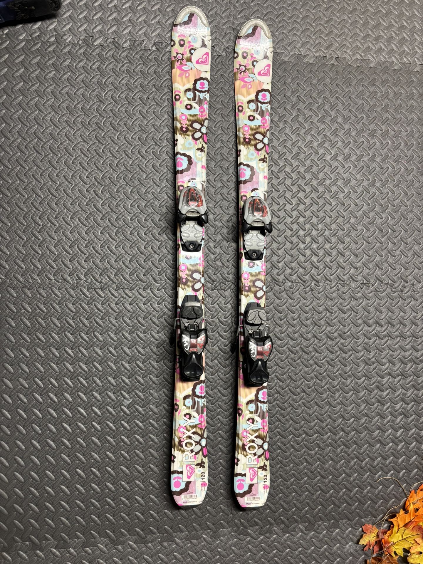 Roxy Skis