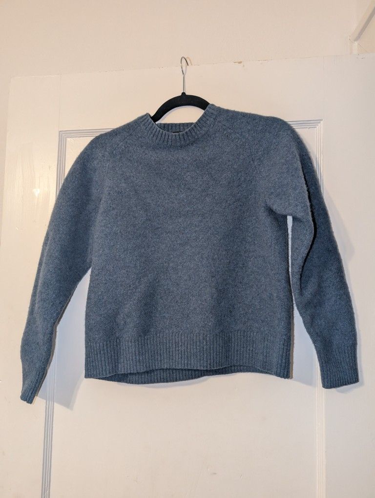 Uniqlo Cashmere 100% Wool Sweater