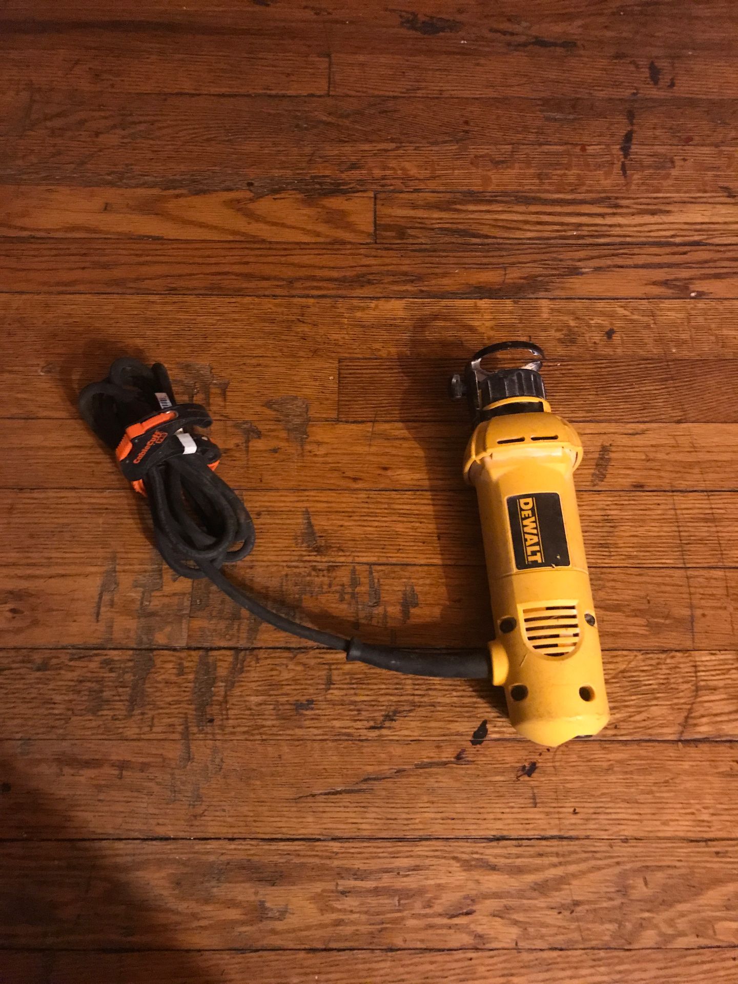 DeWalt cut-out tool