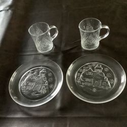 Vintage Christmas Plates & Mugs