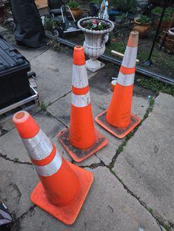 Construction emergency cones