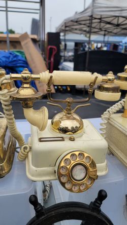 Antique phone