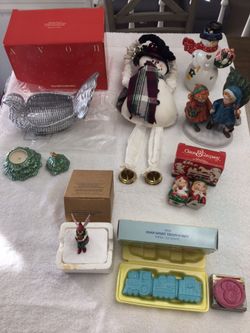 Vintage Christmas Decorations Disney, Santa Salt & Pepper Shakers, First Edition Porcelain 1981, Train Soaps