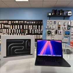 MacBook Pro M3 Pro 18GB 512 SSD Retina XDR