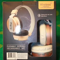 New Bluetooth/rechargeable/earpiece/ Headphones/earbuds/headset many styles available compatible with iPhone    or android Bz9