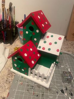 Christmas tabletop birdhouse
