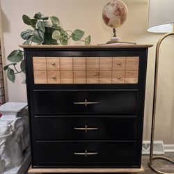 Mid-Century Modern Solid Ash Dresser - Black & Natural Wood