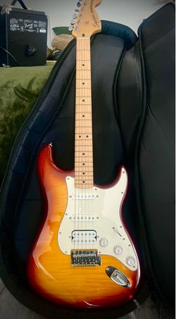 Siena sunburst squier by fender electric guitar and amp