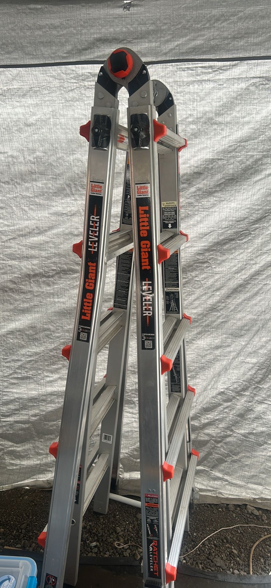 LITTLE GIANT LADDER Leveler 2.0 M22 with Leg Levers (22”)